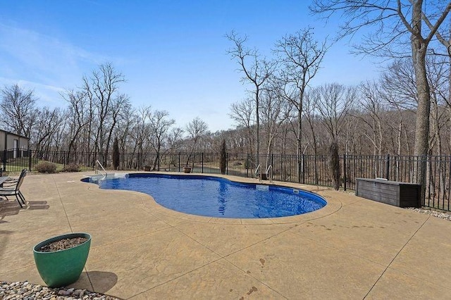 16520 NW 178th St, Platte City, MO 64079 - view of swimming pool with a patio