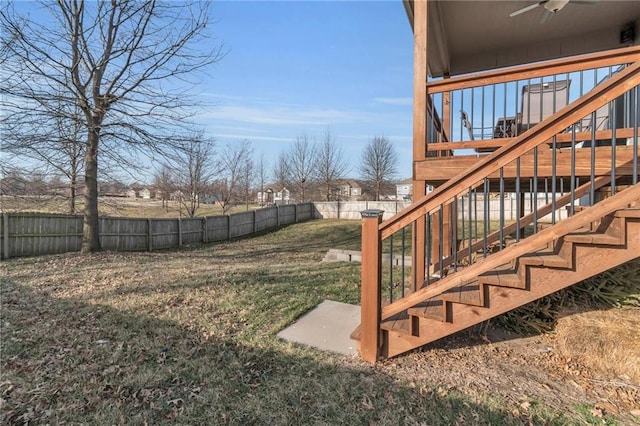 view of yard featuring a fenced backyard