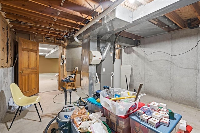 view of unfinished basement