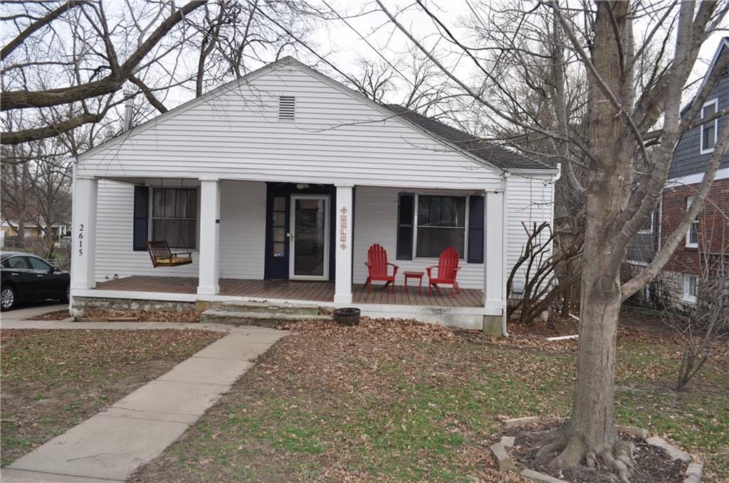 bungalow-style home featuring covered porch