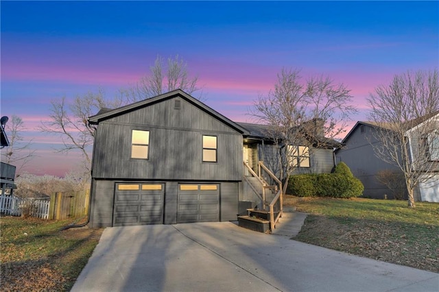 view of front of house with driveway and an attached garage