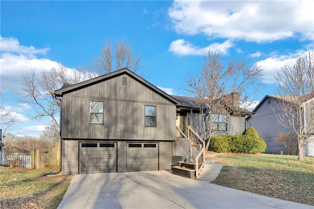 view of front of property with an attached garage and driveway