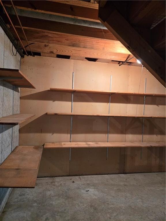 2213 Millwood Dr, Atchison, KS 66002 - view of basement