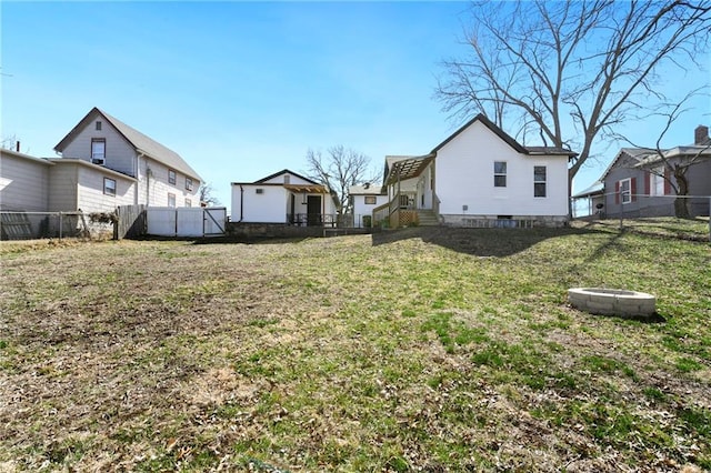 view of yard with fence