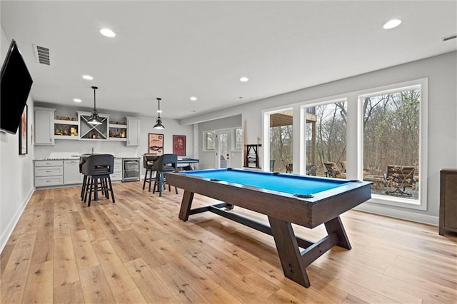 12745 N Larkspur Ln, Platte City, MO 64079 - playroom featuring beverage cooler, visible vents, recessed lighting, and billiards
