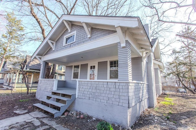 view of front of property with covered porch