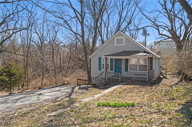 bungalow with driveway