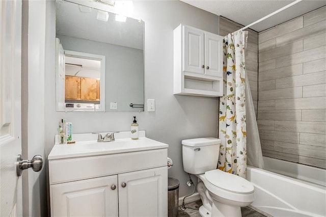 full bathroom featuring toilet, vanity, and shower / bath combo