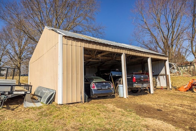 view of pole building featuring a carport