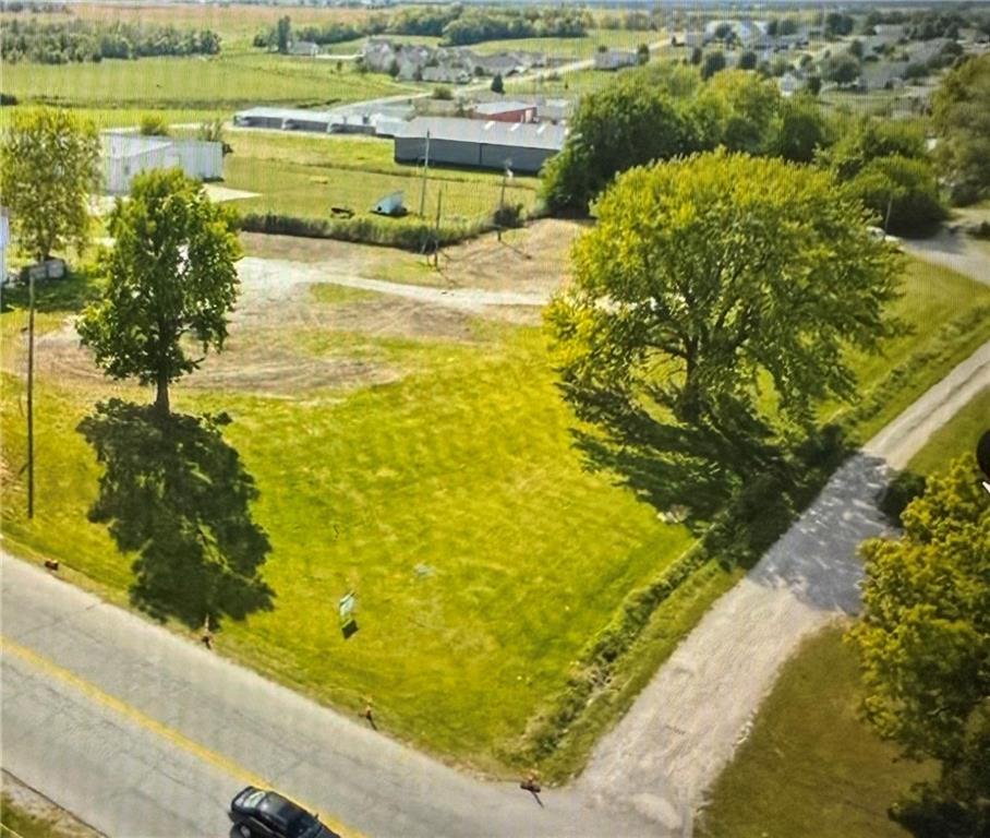 2712 S Main St, Maryville, MO 64468 - photo 3