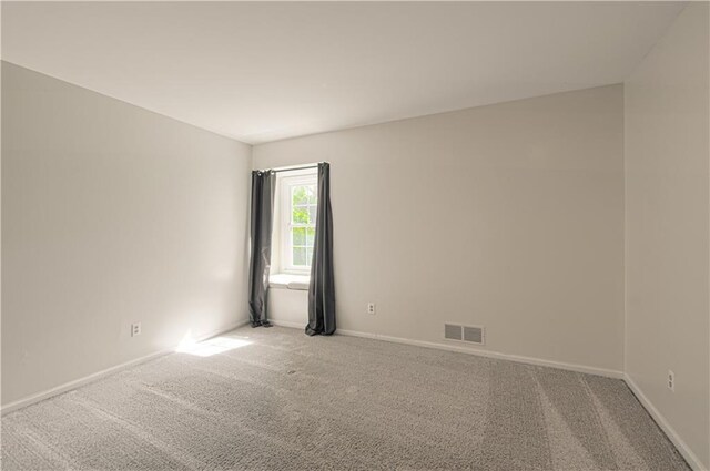11643 Glen Arbor Ter, Kansas City, MO 64114 - unfurnished room with carpet and baseboards
