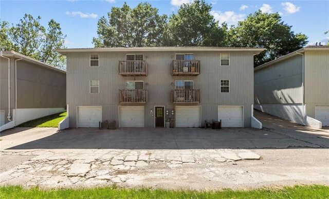 207 NW Barr Rd, Grain Valley, MO 64029 - photo 2