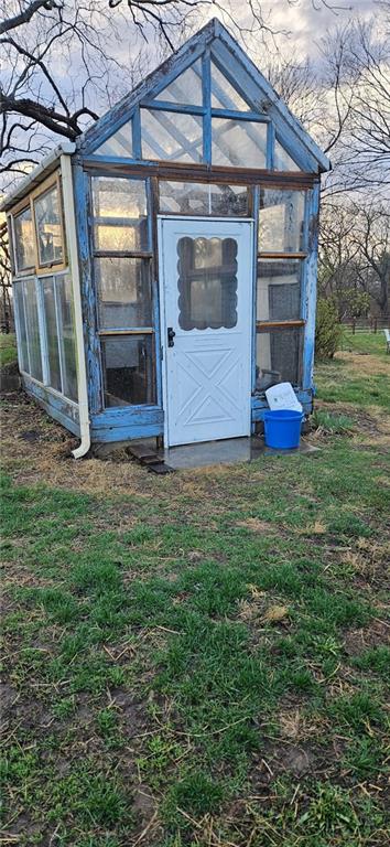 4900 E 219th St, Peculiar, MO 64078 - view of greenhouse