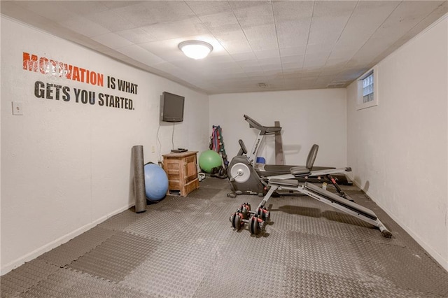 10318 Sagamore Rd, Leawood, KS 66206 - exercise area with carpet flooring