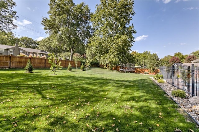 10318 Sagamore Rd, Leawood, KS 66206 - view of fenced backyard