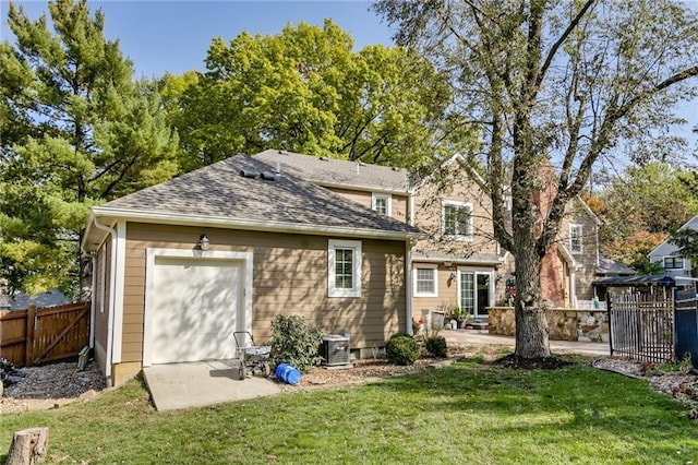 10318 Sagamore Rd, Leawood, KS 66206 - back of house