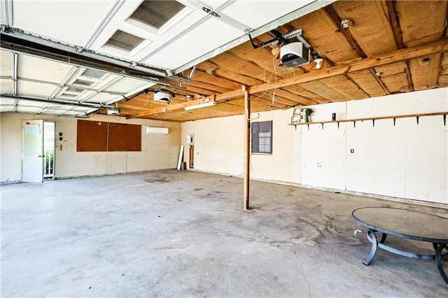 3402 Messanie St, Saint Joseph, MO 64501 - garage with a garage door opener