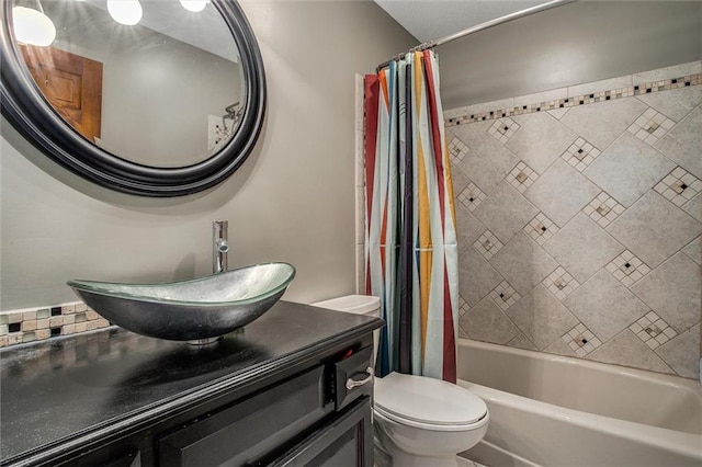 9701 Timber Meadows Dr, Lees Summit, MO 64086 - bathroom featuring toilet, shower / tub combo, and vanity
