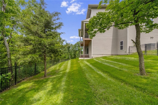 9238 Marion St, Lenexa, KS 66220 - view of yard