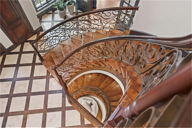10408 Howe Ln, Leawood, KS 66206 - view of stairway