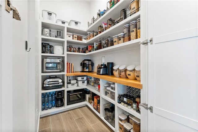 3238 SW Pergola Park Dr, Lees Summit, MO 64081 - view of pantry
