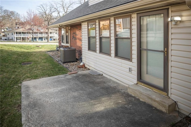 327 E Partridge Ave, Independence, MO 64055 - view of patio / terrace featuring central air condition unit