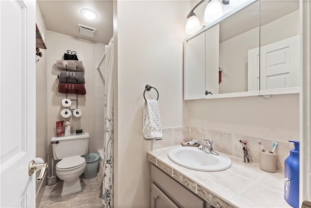 full bathroom with visible vents, tile patterned flooring, vanity, toilet, and a shower with shower curtain