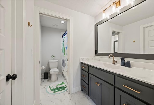 12313 W 169th St, Overland Park, KS 66221 - full bath featuring marble look tiles, vanity, and a shower with curtain