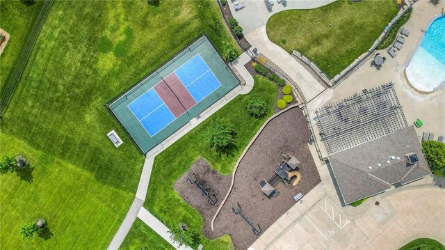 13021 W 174th Pl, Overland Park, KS 66221 - drone / aerial view of a pool