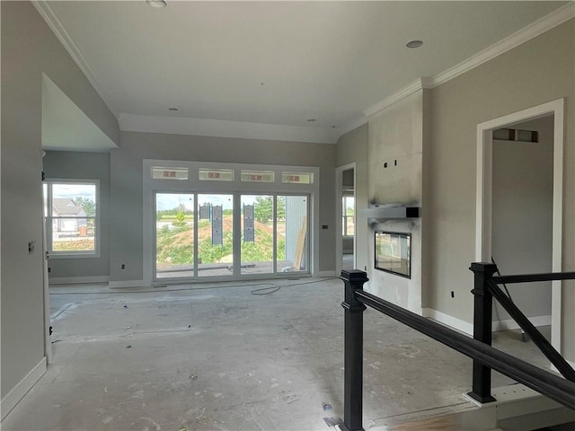 16487 W 166th Pl, Olathe, KS 66062 - unfurnished living room with ornamental molding