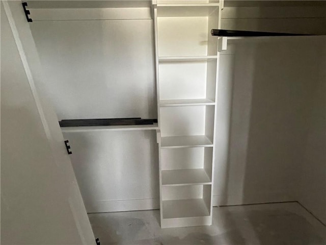 16487 W 166th Pl, Olathe, KS 66062 - view of closet