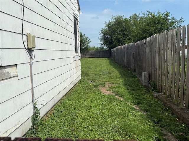 611 E Elm St, Hardin, MO 64035 - view of fenced backyard
