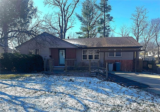 722 W 2nd St, Maryville, MO 64468 - photo 1