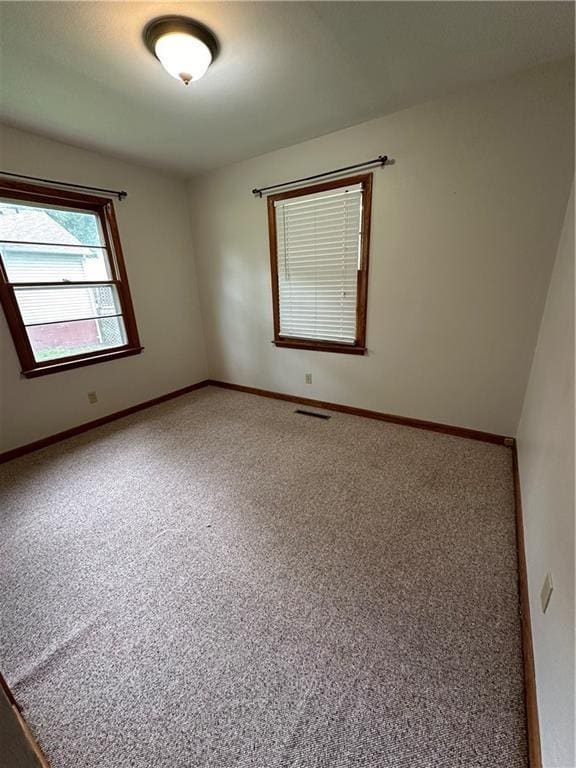 722 W 2nd St, Maryville, MO 64468 - photo 6
