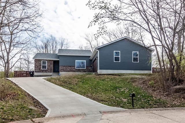view of front of property