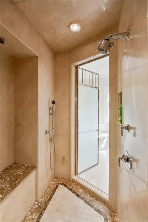 17960 S Bond St, Bucyrus, KS 66013 - bathroom with a shower stall