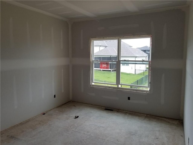 4275 Lake Shore Ct, Basehor, KS 66007 - view of empty room