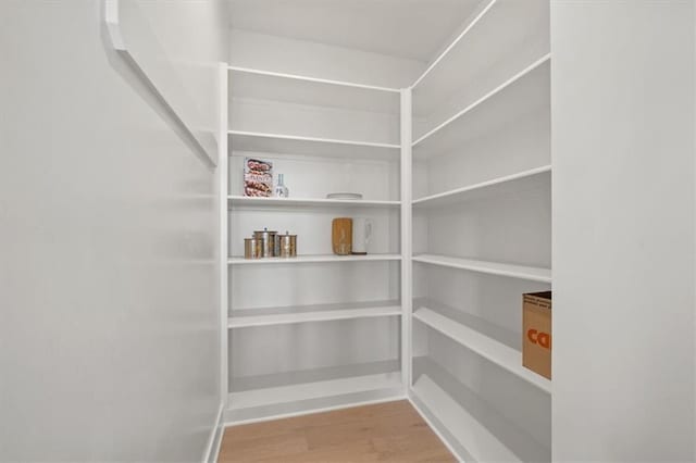 4275 Lake Shore Ct, Basehor, KS 66007 - view of pantry