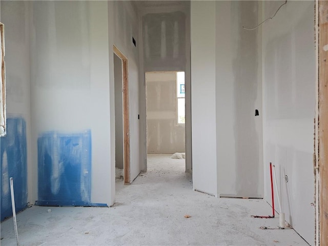 4275 Lake Shore Ct, Basehor, KS 66007 - view of corridor
