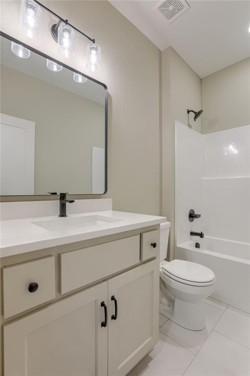 905 Reed Dr, Raymore, MO 64083 - photo 28