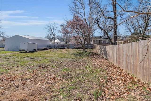 208 E 5th St, Carrollton, MO 64633 - view of yard with fence