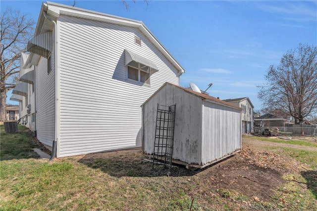 208 E 5th St, Carrollton, MO 64633 - view of shed
