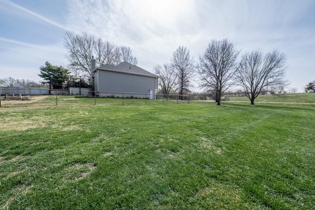 6620 NW 136th St, Kansas City, MO 64164 - view of yard with fence