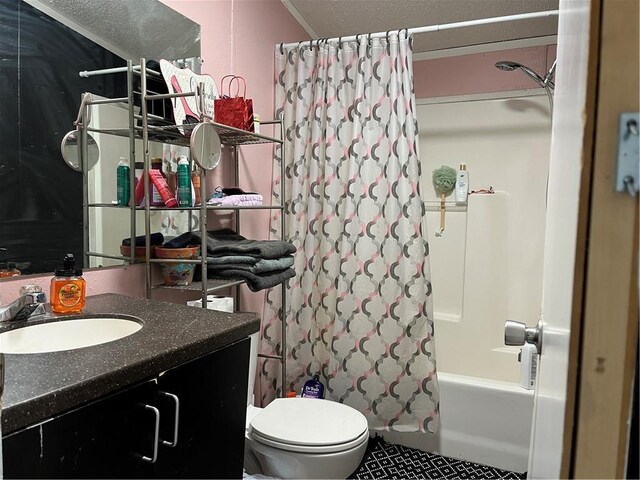 3672 Haynes Hill Rd, Bates City, MO 64011 - bathroom featuring vanity, toilet, shower / bath combo, and tile patterned floors