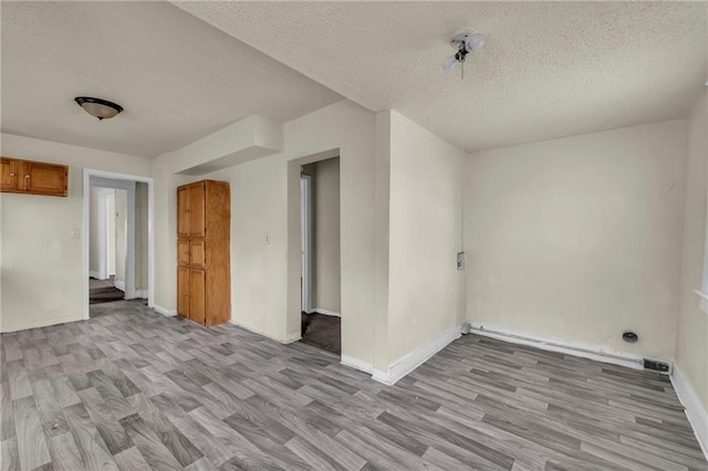 2330 Spruce Ave, Kansas City, MO 64127 - photo 12