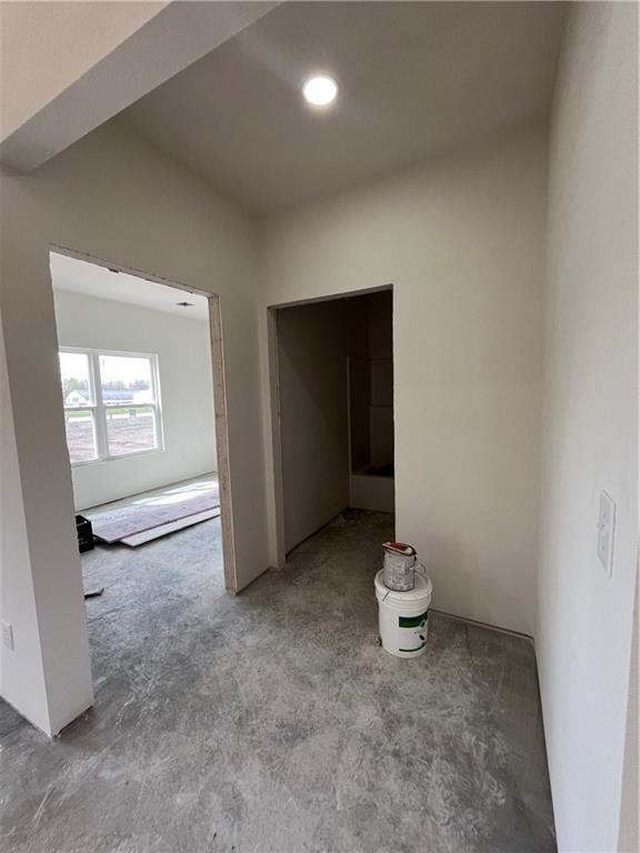 spare room featuring carpet floors