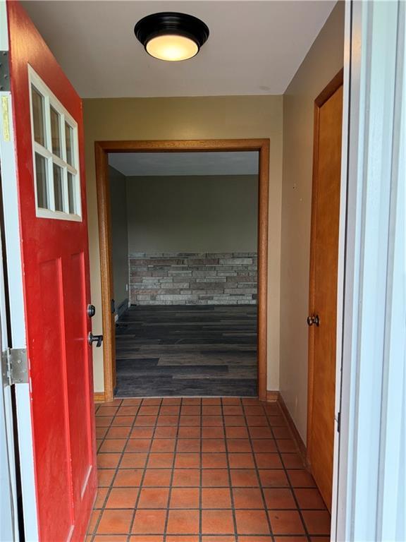 1020 Francis St, Lexington, MO 64067 - interior space featuring light tile patterned flooring