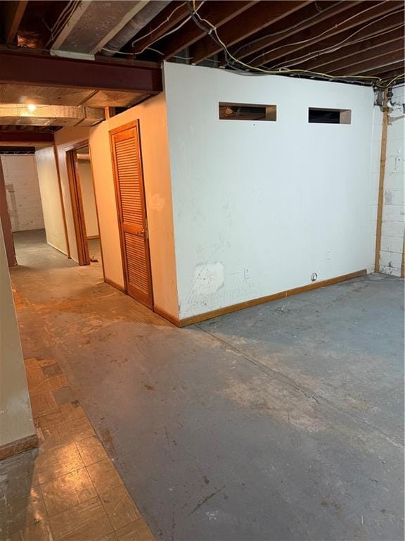 1020 Francis St, Lexington, MO 64067 - view of unfinished below grade area