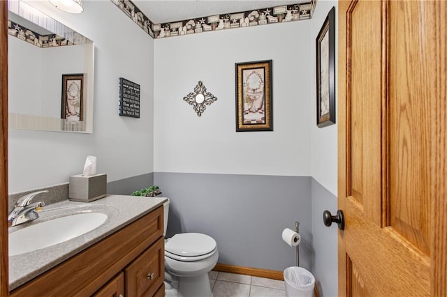 4012 NE Brooktree Ln, Kansas City, MO 64119 - half bath with toilet, vanity, and tile patterned flooring