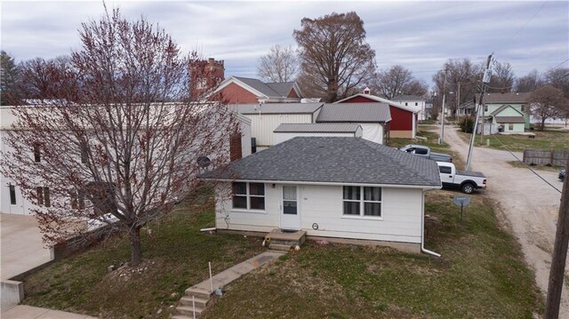 103 E Missouri St, Oregon, MO 64473 - photo 2